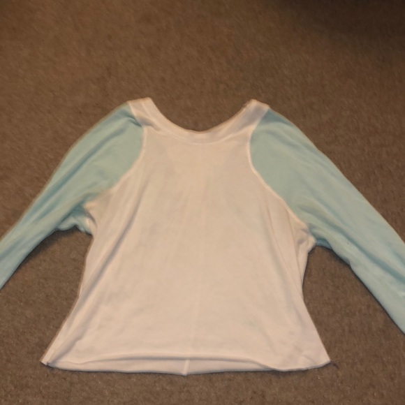 White with blue sleeves crop top - Picture 1 of 1